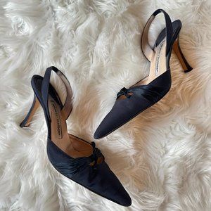 Manolo Blahnik Navy Satin Sling Back Heel Size 7